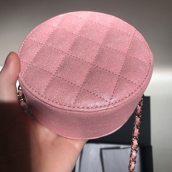 ❌SOLD❌Chanel round clutch on chain - Picture 4 of 5